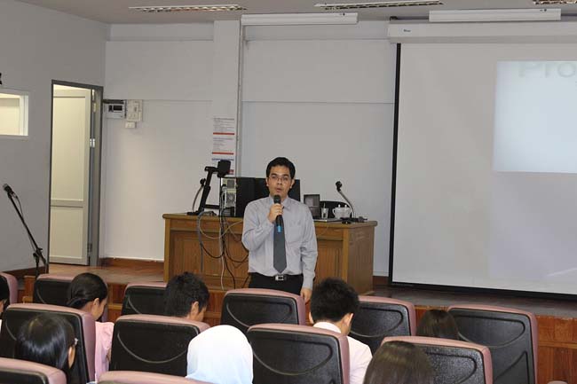 โครงการยกระดับครูทั้งระบบ รุ่นที่ 1 สพม.13 ระหว่างวันที่ 17-19 พฤษภาคม 2556 โดยคณะศึกษาศาสตร์ มหาวิทยาลัยทักษิณ ภาพที่ 238