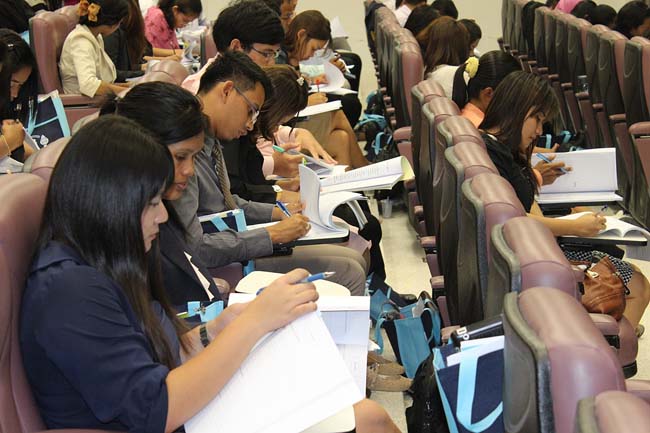 โครงการยกระดับครูทั้งระบบ รุ่นที่ 1 สพม.13 ระหว่างวันที่ 17-19 พฤษภาคม 2556 โดยคณะศึกษาศาสตร์ มหาวิทยาลัยทักษิณ ภาพที่ 279