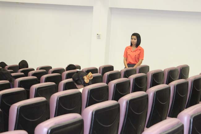 โครงการยกระดับครูทั้งระบบ รุ่นที่ 1 สพม.13 ระหว่างวันที่ 17-19 พฤษภาคม 2556 โดยคณะศึกษาศาสตร์ มหาวิทยาลัยทักษิณ ภาพที่ 293