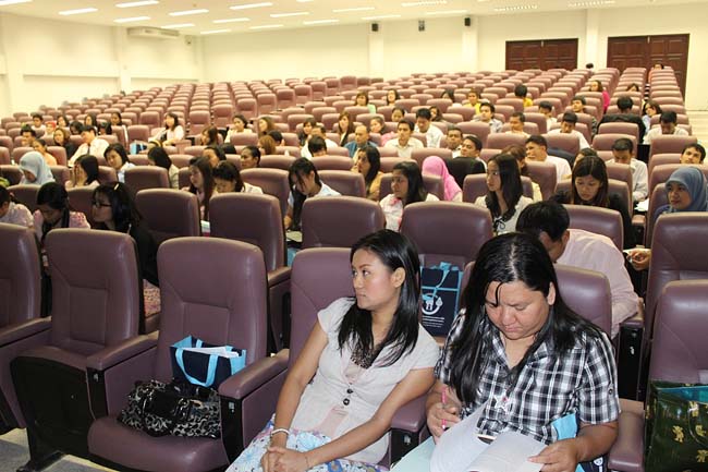 โครงการยกระดับครูทั้งระบบ รุ่นที่ 1 สพม.13 ระหว่างวันที่ 17-19 พฤษภาคม 2556 โดยคณะศึกษาศาสตร์ มหาวิทยาลัยทักษิณ ภาพที่ 297