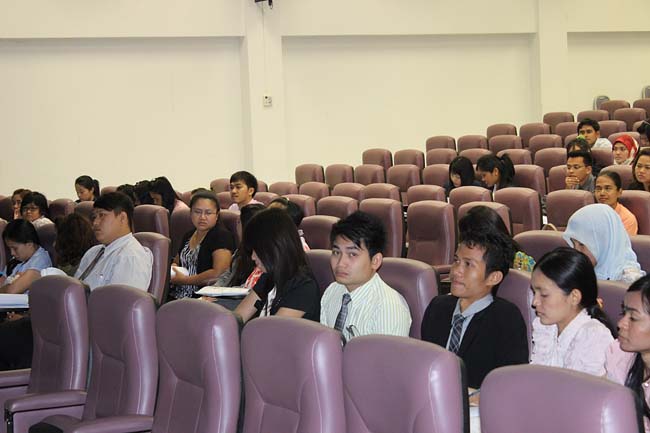 โครงการยกระดับครูทั้งระบบ รุ่นที่ 1 สพม.13 ระหว่างวันที่ 17-19 พฤษภาคม 2556 โดยคณะศึกษาศาสตร์ มหาวิทยาลัยทักษิณ ภาพที่ 308