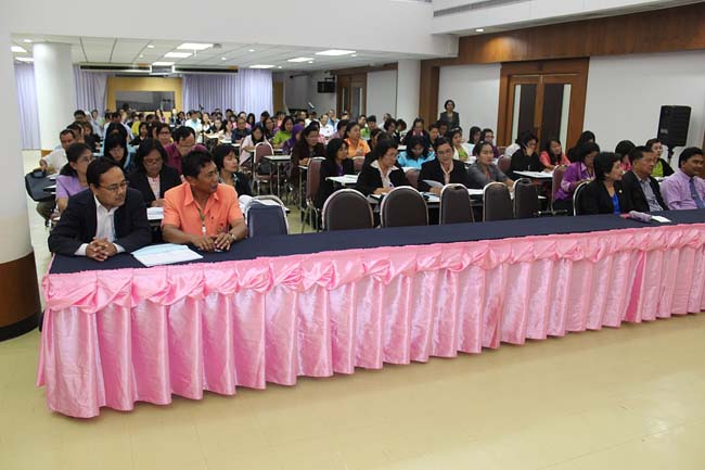 โครงการยกระดับครูทั้งระบบ รุ่นที่ 2 สพม.13 ระหว่างวันที่ 25-27 พฤษภาคม 2556 โดยคณะศึกษาศาสตร์ มหาวิทยาลัยทักษิณ ภาพที่ 41