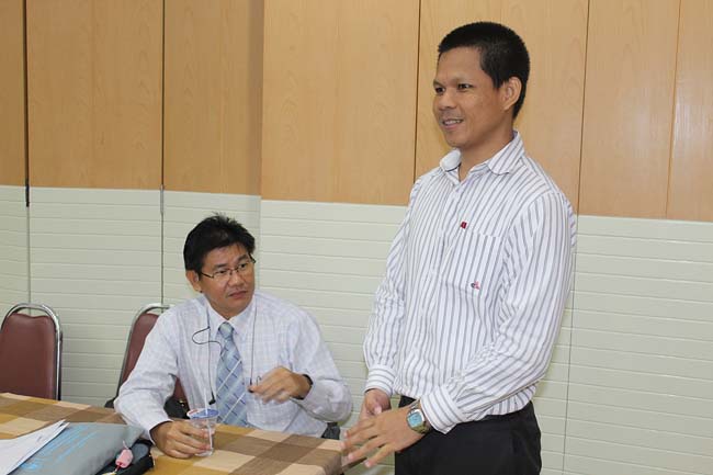 โครงการยกระดับครูทั้งระบบ รุ่นที่ 2 สพม.13 ระหว่างวันที่ 25-27 พฤษภาคม 2556 โดยคณะศึกษาศาสตร์ มหาวิทยาลัยทักษิณ ภาพที่ 43