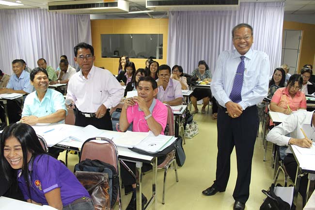 โครงการยกระดับครูทั้งระบบ รุ่นที่ 2 สพม.13 ระหว่างวันที่ 25-27 พฤษภาคม 2556 โดยคณะศึกษาศาสตร์ มหาวิทยาลัยทักษิณ ภาพที่ 64
