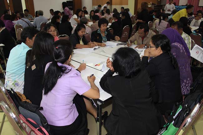 โครงการยกระดับครูทั้งระบบ รุ่นที่ 2 สพม.13 ระหว่างวันที่ 25-27 พฤษภาคม 2556 โดยคณะศึกษาศาสตร์ มหาวิทยาลัยทักษิณ ภาพที่ 82