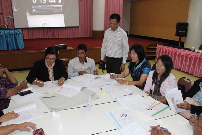 โครงการยกระดับครูทั้งระบบ รุ่นที่ 2 สพม.13 ระหว่างวันที่ 25-27 พฤษภาคม 2556 โดยคณะศึกษาศาสตร์ มหาวิทยาลัยทักษิณ ภาพที่ 87