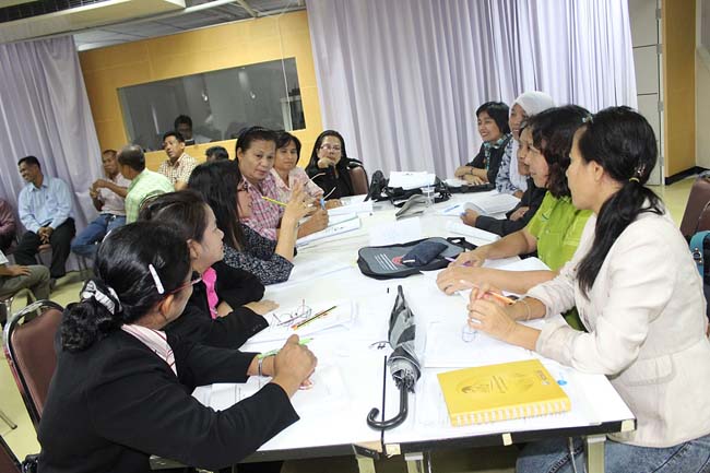 โครงการยกระดับครูทั้งระบบ รุ่นที่ 2 สพม.13 ระหว่างวันที่ 25-27 พฤษภาคม 2556 โดยคณะศึกษาศาสตร์ มหาวิทยาลัยทักษิณ ภาพที่ 205