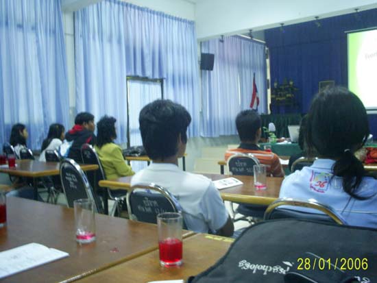 กิจกรรมศึกษาดูงานและจัดกิจกรรมสำหรับนักเรียน ภาพที่ 4