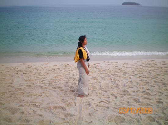 กิจกรรมกีฬาชายหาดสัมพันธ์ คณะศึกษาศาสตร์ ณ เกาะอาดัง ภาพที่ 10