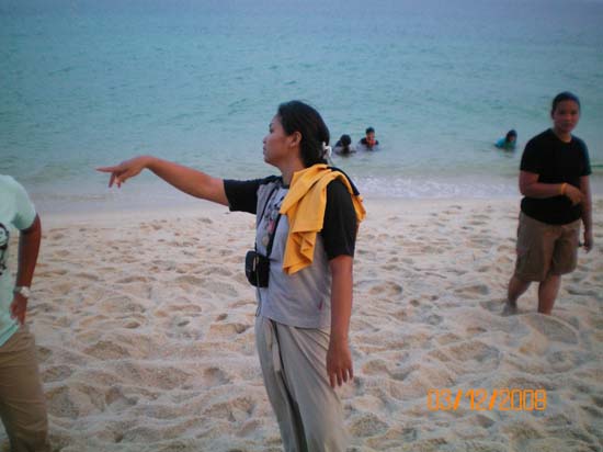 กิจกรรมกีฬาชายหาดสัมพันธ์ คณะศึกษาศาสตร์ ณ เกาะอาดัง ภาพที่ 31