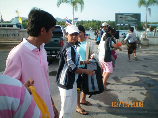 กิจกรรมกีฬาชายหาดสัมพันธ์ คณะศึกษาศาสตร์ ณ เกาะอาดัง ภาพที่ 49