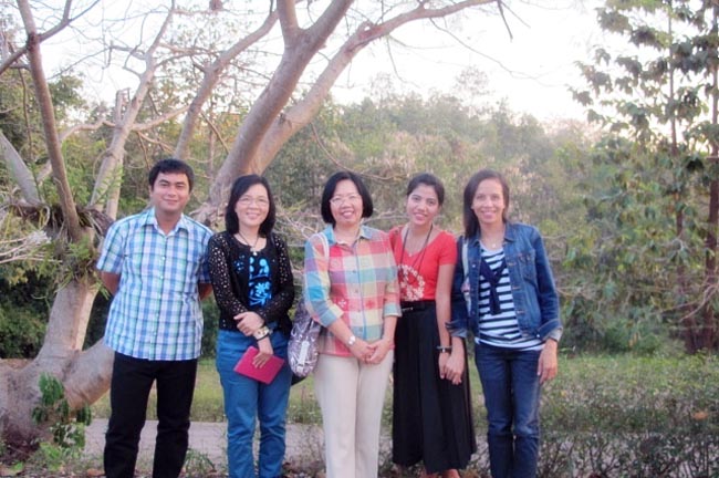 ผู้บริหารและบุคลากรคณะศึกษาศาสตร์เข้าร่วมกิจกรรมการจัดการความรู้กับกลุ่มคณะศึกษาศาสตร์ในเครือเทา-งามสัมพันธ์ ครั้งที่ 1/2556 วันที่ 7 กุมภาพันธ์ 2556 ณ วิทยาลัยการศึกษาต่อเนื่อง มหาวิทยาลัยพะเยา ภาพที่ 44