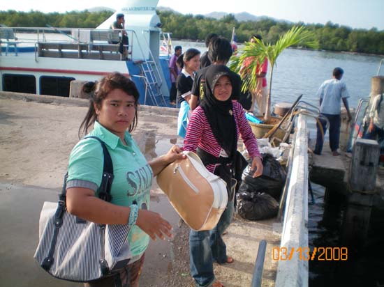 กิจกรรมกีฬาชายหาดสัมพันธ์ คณะศึกษาศาสตร์ ณ เกาะอาดัง ภาพที่ 53