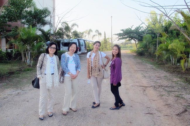 ผู้บริหารและบุคลากรคณะศึกษาศาสตร์เข้าร่วมกิจกรรมการจัดการความรู้กับกลุ่มคณะศึกษาศาสตร์ในเครือเทา-งามสัมพันธ์ ครั้งที่ 1/2556 วันที่ 7 กุมภาพันธ์ 2556 ณ วิทยาลัยการศึกษาต่อเนื่อง มหาวิทยาลัยพะเยา ภาพที่ 133