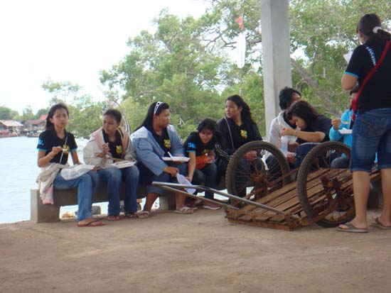 กิจกรรมกีฬาชายหาดสัมพันธ์ คณะศึกษาศาสตร์ ณ เกาะอาดัง ภาพที่ 61