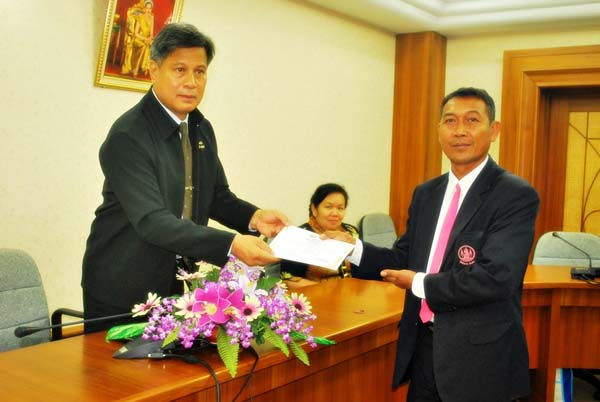 พิธีมอบวุฒิบัตรโครงการพัฒนาผู้บริหารสถานศึกษา (ชุดที่ 2) ภาพที่ 13