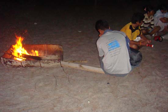 กิจกรรมกีฬาชายหาดสัมพันธ์ คณะศึกษาศาสตร์ ณ เกาะอาดัง ภาพที่ 81
