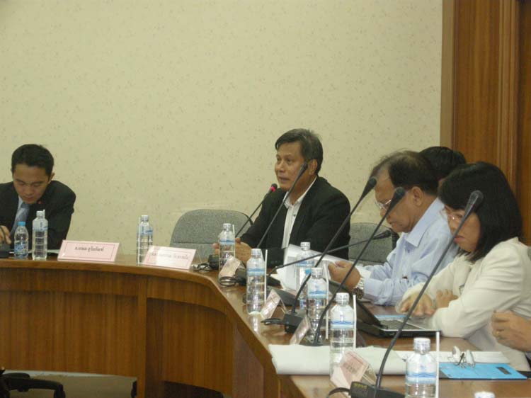 ประชุมสภาคณบดี ครุศาสตร์/ศึกษาศาสตร์ ครั้งที่4 2555 ภาพที่ 9
