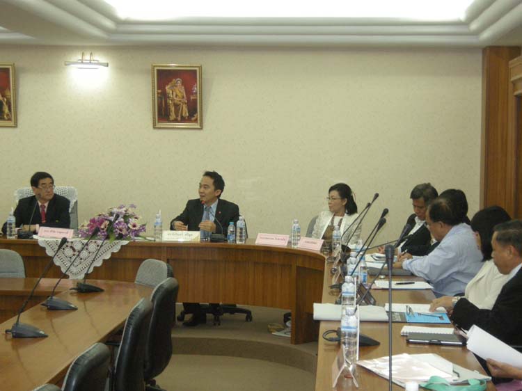 ประชุมสภาคณบดี ครุศาสตร์/ศึกษาศาสตร์ ครั้งที่4 2555 ภาพที่ 35