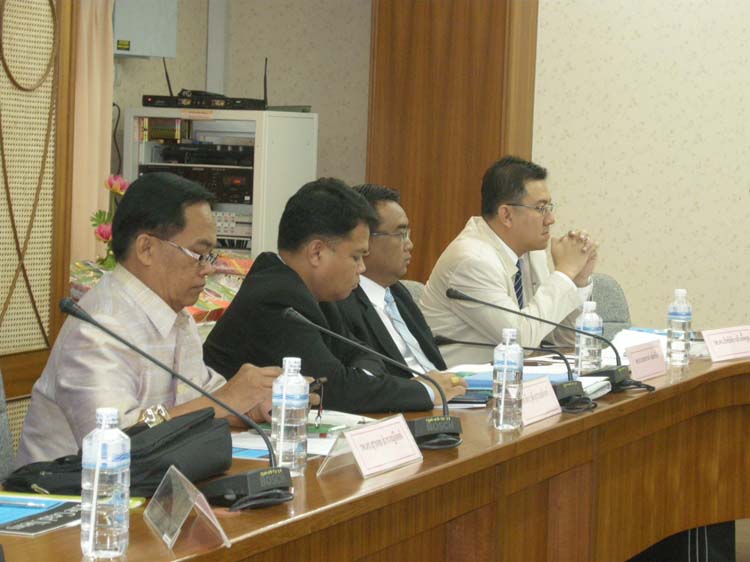 ประชุมสภาคณบดี ครุศาสตร์/ศึกษาศาสตร์ ครั้งที่4 2555 ภาพที่ 42