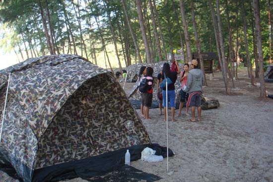 กิจกรรมกีฬาชายหาดสัมพันธ์ คณะศึกษาศาสตร์ ณ เกาะอาดัง ภาพที่ 96