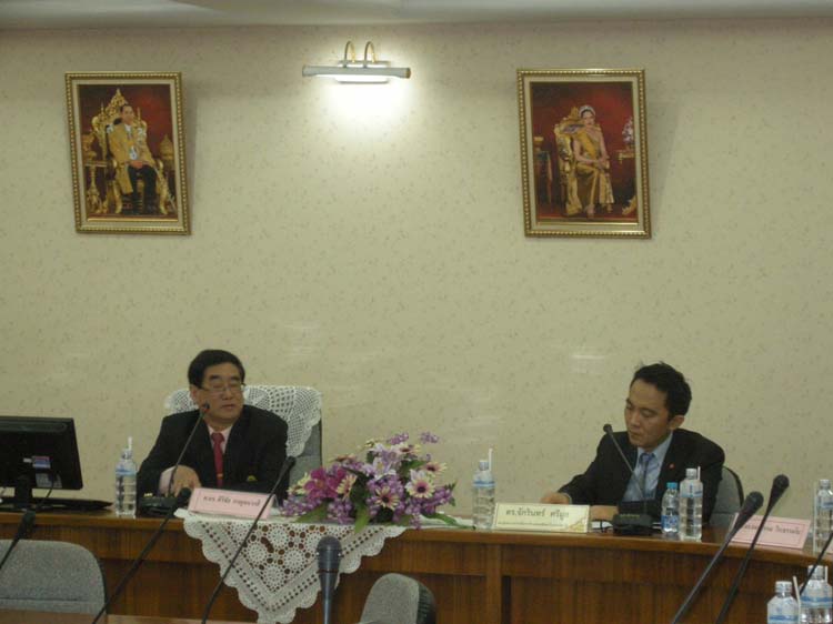 ประชุมสภาคณบดี ครุศาสตร์/ศึกษาศาสตร์ ครั้งที่4 2555 ภาพที่ 50