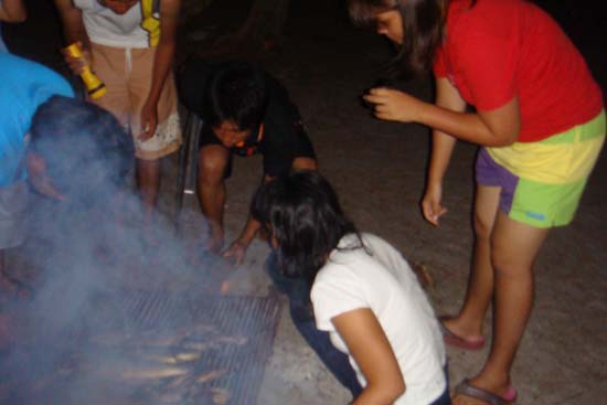 กิจกรรมกีฬาชายหาดสัมพันธ์ คณะศึกษาศาสตร์ ณ เกาะอาดัง ภาพที่ 113