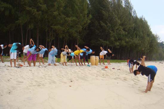 กิจกรรมกีฬาชายหาดสัมพันธ์ คณะศึกษาศาสตร์ ณ เกาะอาดัง ภาพที่ 118