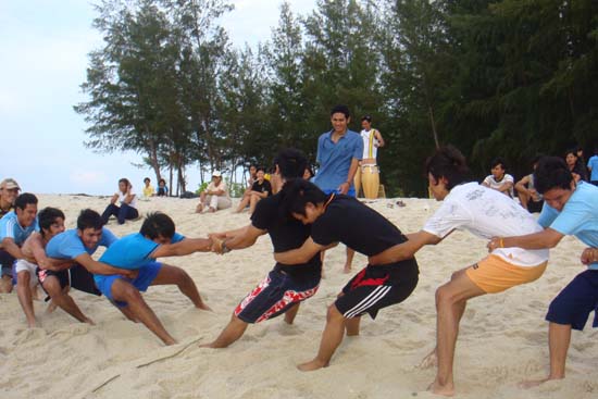 กิจกรรมกีฬาชายหาดสัมพันธ์ คณะศึกษาศาสตร์ ณ เกาะอาดัง ภาพที่ 137