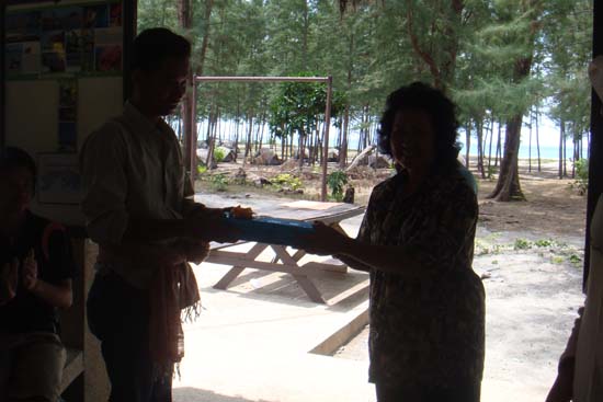 กิจกรรมกีฬาชายหาดสัมพันธ์ คณะศึกษาศาสตร์ ณ เกาะอาดัง ภาพที่ 163
