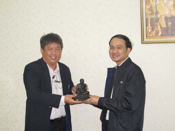 การประชุมคณะกรรมการประจำคณะศึกษาศาสตร์ เดือนกรกฎาคม 2555 ภาพที่ 15