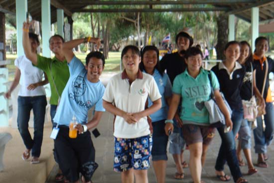 กิจกรรมกีฬาชายหาดสัมพันธ์ คณะศึกษาศาสตร์ ณ เกาะอาดัง ภาพที่ 182