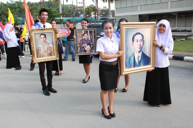 การแข่งขันกีฬาเชื่อมความสัมพันธ์ นิสิต นักศึกษาวิชาชีพครู โครงการกีฬา ศึกษาฯ - ครุศาสตร์ ' กล้วยไม้เกมส์ ' ครั้งที่ 2 วันที่ 18 - 20 มกราคม 2556 ณ มหาวิทยาลัยทักษิณ วิทยาเขตสงขลา ภาพที่ 17