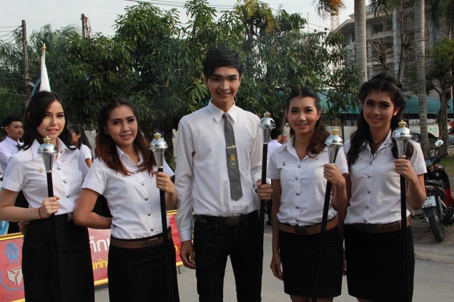 การแข่งขันกีฬาเชื่อมความสัมพันธ์ นิสิต นักศึกษาวิชาชีพครู โครงการกีฬา ศึกษาฯ - ครุศาสตร์ ' กล้วยไม้เกมส์ ' ครั้งที่ 2 วันที่ 18 - 20 มกราคม 2556 ณ มหาวิทยาลัยทักษิณ วิทยาเขตสงขลา ภาพที่ 25