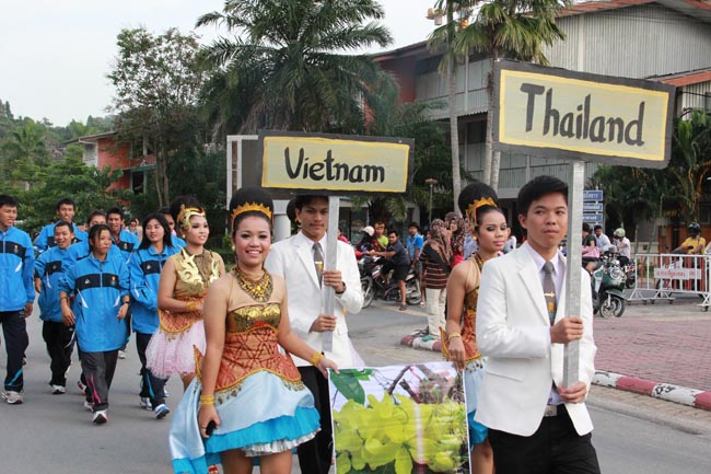 การแข่งขันกีฬาเชื่อมความสัมพันธ์ นิสิต นักศึกษาวิชาชีพครู โครงการกีฬา ศึกษาฯ - ครุศาสตร์ ' กล้วยไม้เกมส์ ' ครั้งที่ 2 วันที่ 18 - 20 มกราคม 2556 ณ มหาวิทยาลัยทักษิณ วิทยาเขตสงขลา ภาพที่ 47