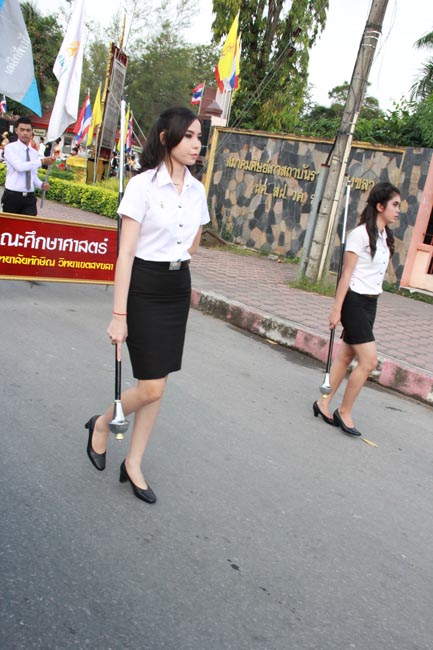 การแข่งขันกีฬาเชื่อมความสัมพันธ์ นิสิต นักศึกษาวิชาชีพครู โครงการกีฬา ศึกษาฯ - ครุศาสตร์ ' กล้วยไม้เกมส์ ' ครั้งที่ 2 วันที่ 18 - 20 มกราคม 2556 ณ มหาวิทยาลัยทักษิณ วิทยาเขตสงขลา ภาพที่ 48
