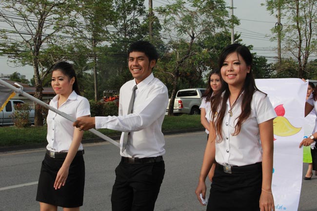 การแข่งขันกีฬาเชื่อมความสัมพันธ์ นิสิต นักศึกษาวิชาชีพครู โครงการกีฬา ศึกษาฯ - ครุศาสตร์ ' กล้วยไม้เกมส์ ' ครั้งที่ 2 วันที่ 18 - 20 มกราคม 2556 ณ มหาวิทยาลัยทักษิณ วิทยาเขตสงขลา ภาพที่ 59
