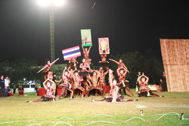การแข่งขันกีฬาเชื่อมความสัมพันธ์ นิสิต นักศึกษาวิชาชีพครู โครงการกีฬา ศึกษาฯ - ครุศาสตร์ ' กล้วยไม้เกมส์ ' ครั้งที่ 2 วันที่ 18 - 20 มกราคม 2556 ณ มหาวิทยาลัยทักษิณ วิทยาเขตสงขลา ภาพที่ 357