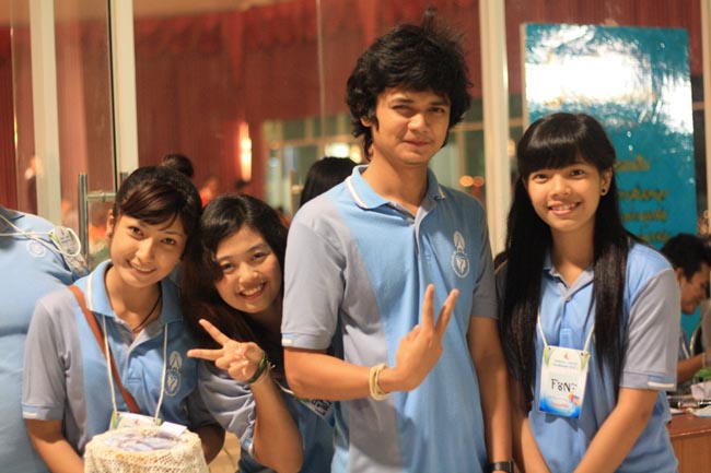 การแข่งขันกีฬาเชื่อมความสัมพันธ์ นิสิต นักศึกษาวิชาชีพครู โครงการกีฬา ศึกษาฯ - ครุศาสตร์ ' กล้วยไม้เกมส์ ' ครั้งที่ 2 วันที่ 18 - 20 มกราคม 2556 ณ มหาวิทยาลัยทักษิณ วิทยาเขตสงขลา ภาพที่ 473