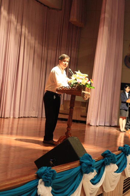 การแข่งขันกีฬาเชื่อมความสัมพันธ์ นิสิต นักศึกษาวิชาชีพครู โครงการกีฬา ศึกษาฯ - ครุศาสตร์ ' กล้วยไม้เกมส์ ' ครั้งที่ 2 วันที่ 18 - 20 มกราคม 2556 ณ มหาวิทยาลัยทักษิณ วิทยาเขตสงขลา ภาพที่ 480