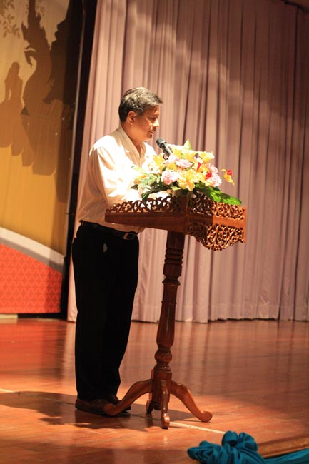 การแข่งขันกีฬาเชื่อมความสัมพันธ์ นิสิต นักศึกษาวิชาชีพครู โครงการกีฬา ศึกษาฯ - ครุศาสตร์ ' กล้วยไม้เกมส์ ' ครั้งที่ 2 วันที่ 18 - 20 มกราคม 2556 ณ มหาวิทยาลัยทักษิณ วิทยาเขตสงขลา ภาพที่ 482