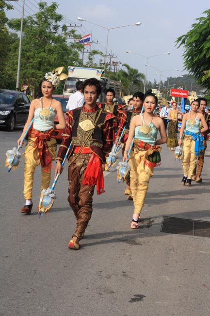 การแข่งขันกีฬาเชื่อมความสัมพันธ์ นิสิต นักศึกษาวิชาชีพครู โครงการกีฬา ศึกษาฯ - ครุศาสตร์ ' กล้วยไม้เกมส์ ' ครั้งที่ 2 วันที่ 18 - 20 มกราคม 2556 ณ มหาวิทยาลัยทักษิณ วิทยาเขตสงขลา ภาพที่ 571