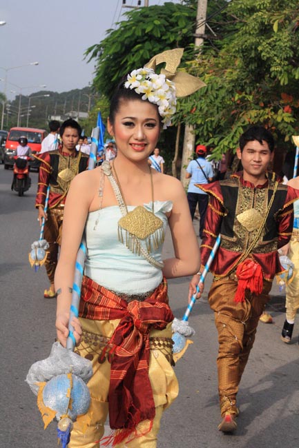 การแข่งขันกีฬาเชื่อมความสัมพันธ์ นิสิต นักศึกษาวิชาชีพครู โครงการกีฬา ศึกษาฯ - ครุศาสตร์ ' กล้วยไม้เกมส์ ' ครั้งที่ 2 วันที่ 18 - 20 มกราคม 2556 ณ มหาวิทยาลัยทักษิณ วิทยาเขตสงขลา ภาพที่ 572