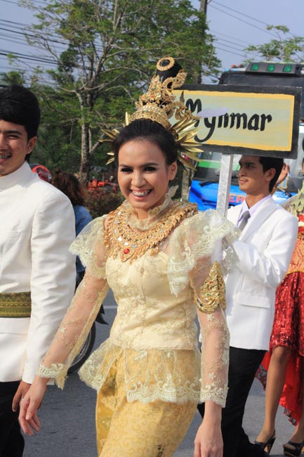 การแข่งขันกีฬาเชื่อมความสัมพันธ์ นิสิต นักศึกษาวิชาชีพครู โครงการกีฬา ศึกษาฯ - ครุศาสตร์ ' กล้วยไม้เกมส์ ' ครั้งที่ 2 วันที่ 18 - 20 มกราคม 2556 ณ มหาวิทยาลัยทักษิณ วิทยาเขตสงขลา ภาพที่ 580