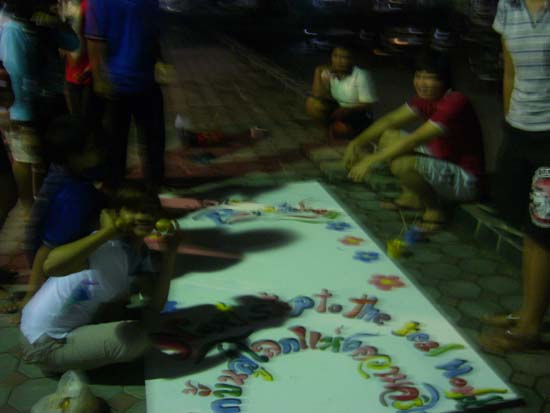 กิจกรรมเตรียมซุ้มแสดงความยินดีกับบัณฑิต คณะศึกษาศาสตร์ ภาพที่ 9