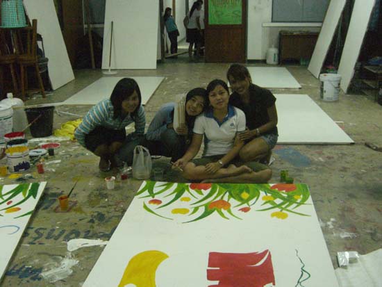 กิจกรรมเตรียมซุ้มแสดงความยินดีกับบัณฑิต คณะศึกษาศาสตร์ ภาพที่ 12