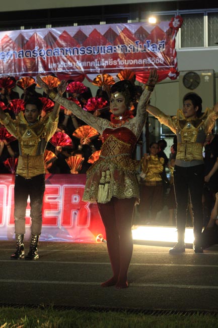 การแข่งขันกีฬาเชื่อมความสัมพันธ์ นิสิต นักศึกษาวิชาชีพครู โครงการกีฬา ศึกษาฯ - ครุศาสตร์ ' กล้วยไม้เกมส์ ' ครั้งที่ 2 วันที่ 18 - 20 มกราคม 2556 ณ มหาวิทยาลัยทักษิณ วิทยาเขตสงขลา ภาพที่ 680