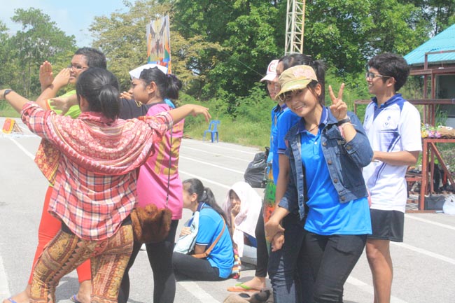 การแข่งขันกีฬาเชื่อมความสัมพันธ์ นิสิต นักศึกษาวิชาชีพครู โครงการกีฬา ศึกษาฯ - ครุศาสตร์ ' กล้วยไม้เกมส์ ' ครั้งที่ 2 วันที่ 18 - 20 มกราคม 2556 ณ มหาวิทยาลัยทักษิณ วิทยาเขตสงขลา ภาพที่ 922