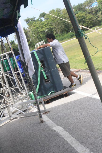 การแข่งขันกีฬาเชื่อมความสัมพันธ์ นิสิต นักศึกษาวิชาชีพครู โครงการกีฬา ศึกษาฯ - ครุศาสตร์ ' กล้วยไม้เกมส์ ' ครั้งที่ 2 วันที่ 18 - 20 มกราคม 2556 ณ มหาวิทยาลัยทักษิณ วิทยาเขตสงขลา ภาพที่ 1009