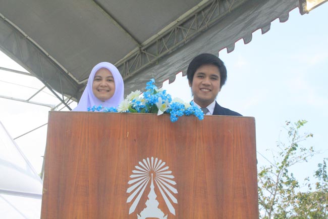 การแข่งขันกีฬาเชื่อมความสัมพันธ์ นิสิต นักศึกษาวิชาชีพครู โครงการกีฬา ศึกษาฯ - ครุศาสตร์ ' กล้วยไม้เกมส์ ' ครั้งที่ 2 วันที่ 18 - 20 มกราคม 2556 ณ มหาวิทยาลัยทักษิณ วิทยาเขตสงขลา ภาพที่ 1027